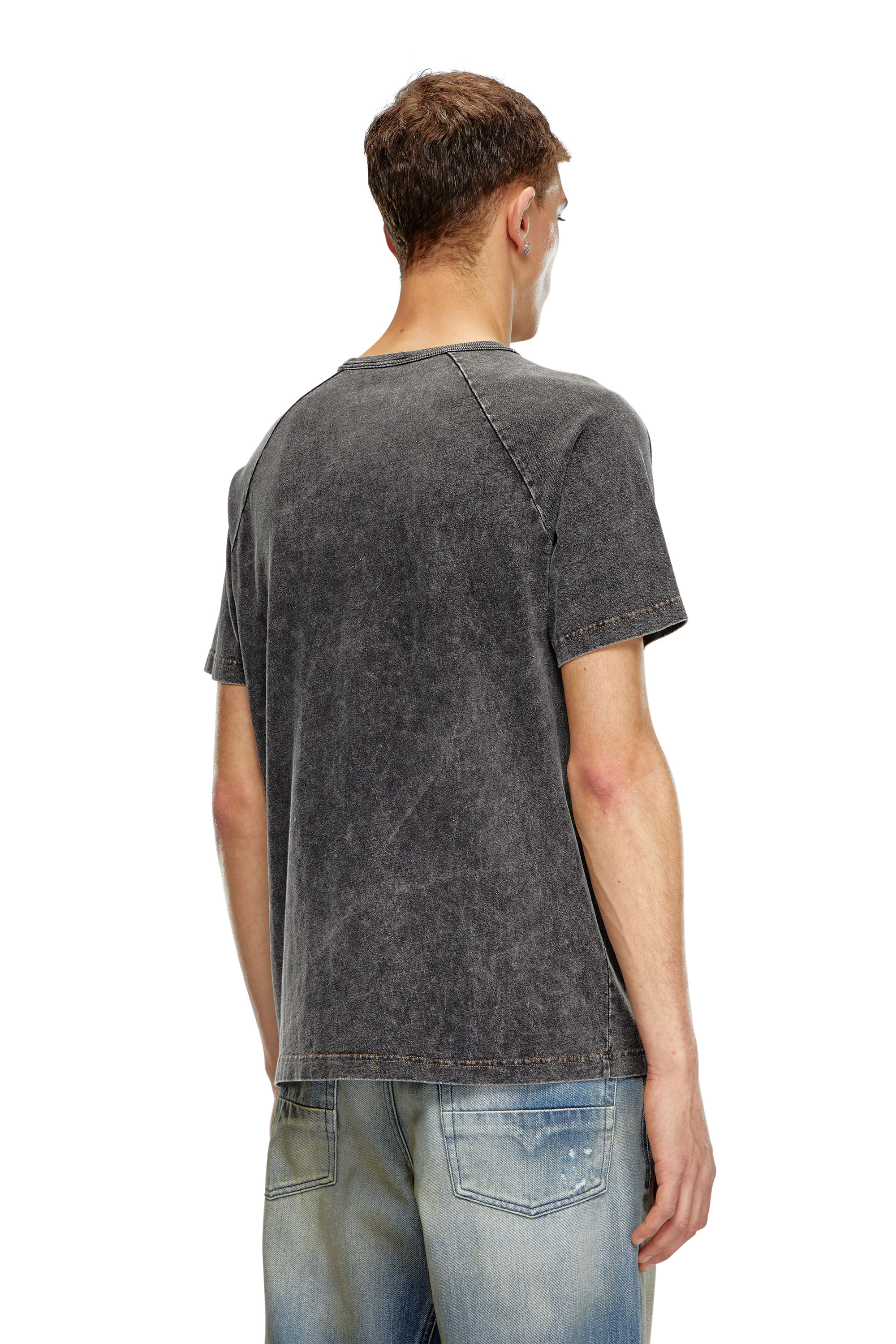Diesel - T-RADJUST-Q1, Man Marble-effect T-shirt with glossy band in Black - Image 2