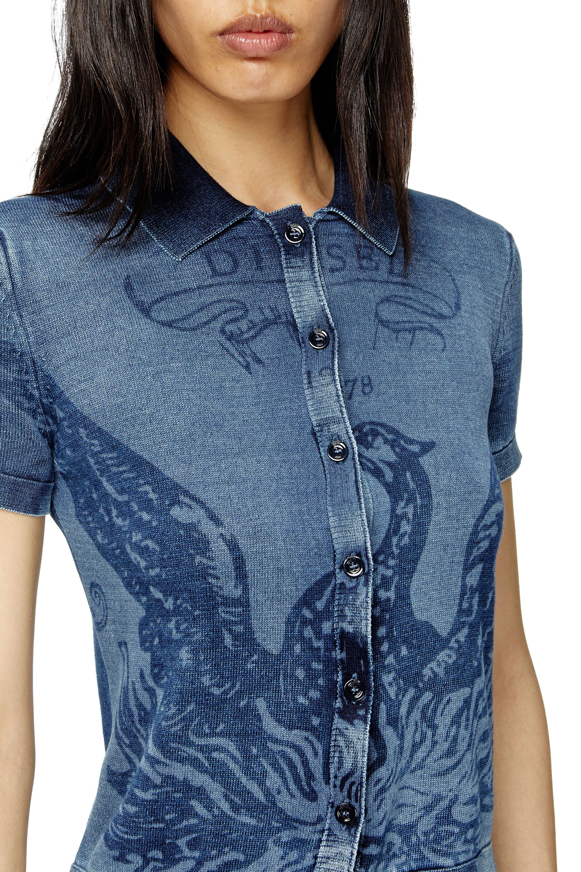 Diesel - M-FENNY, Cárdigan corto índigo con logotipo Phoenix Mujer in Azul marino - 4
