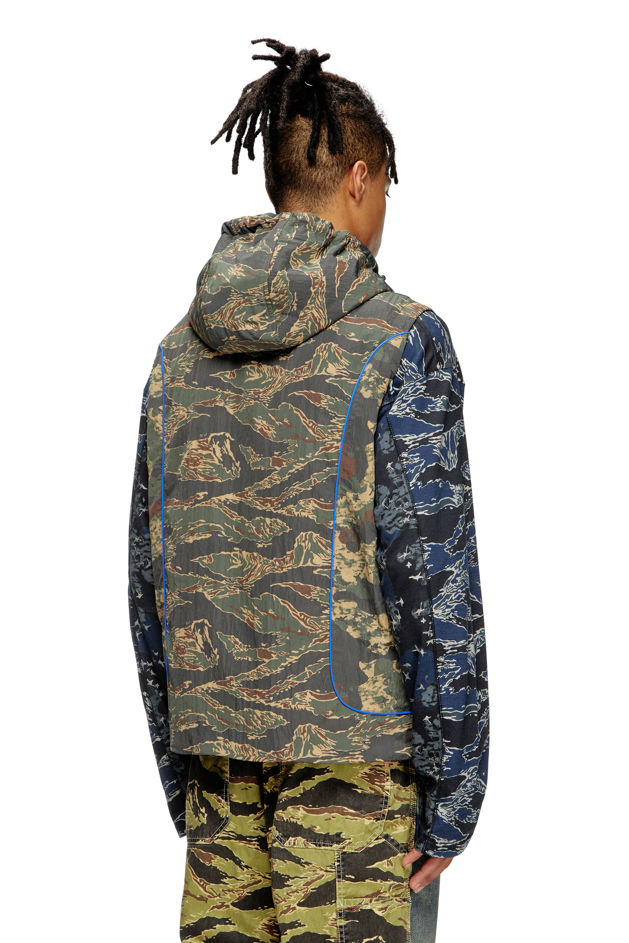 Diesel - J-OSTEND-SL-CAMU, Man's Hooded vest with mixed camo prints in Blue/Green - 3
