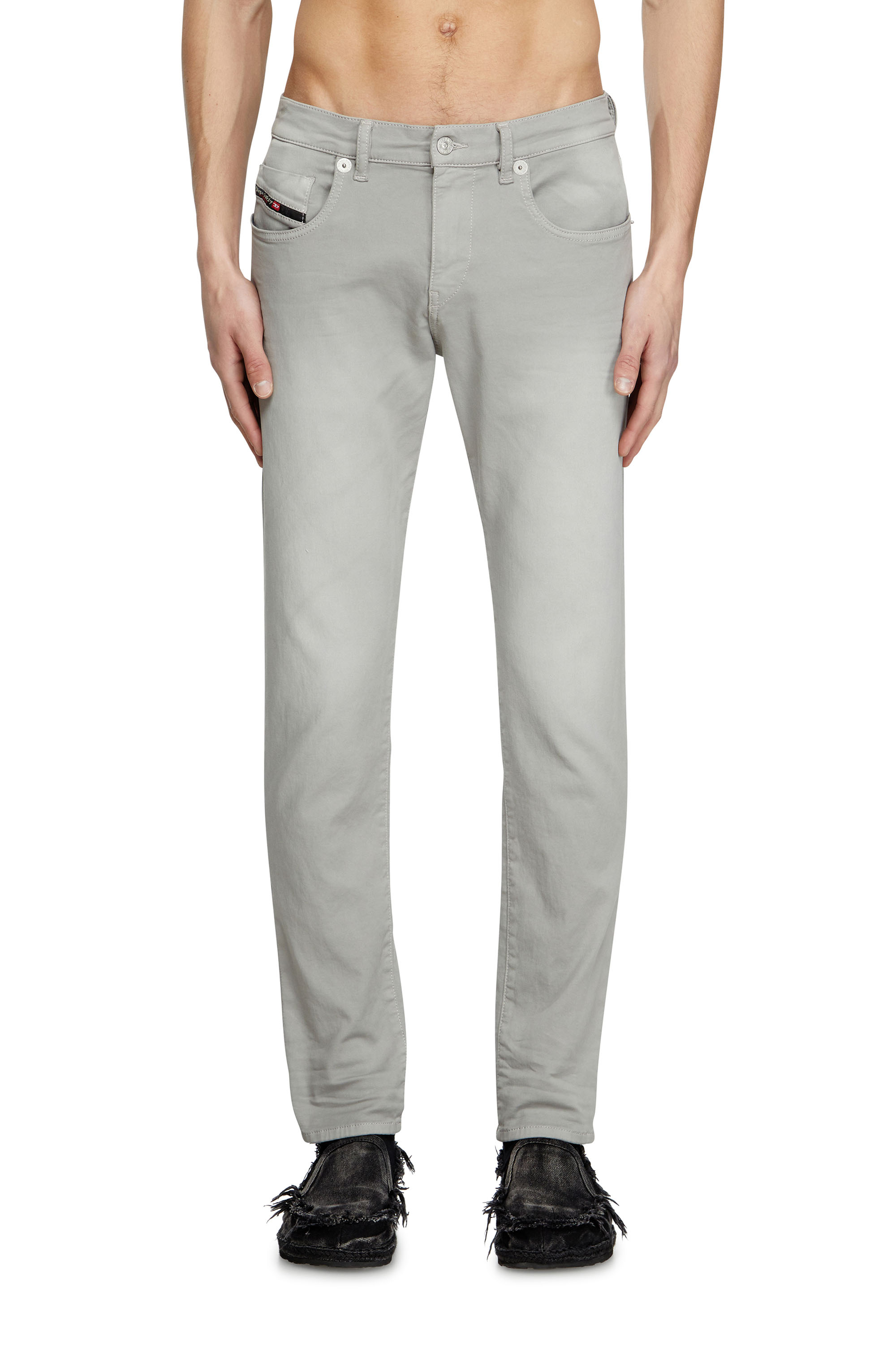 Diesel - Man's Slim 2060 D-Strukt Joggjeans® 0670M, Light Grey - 1