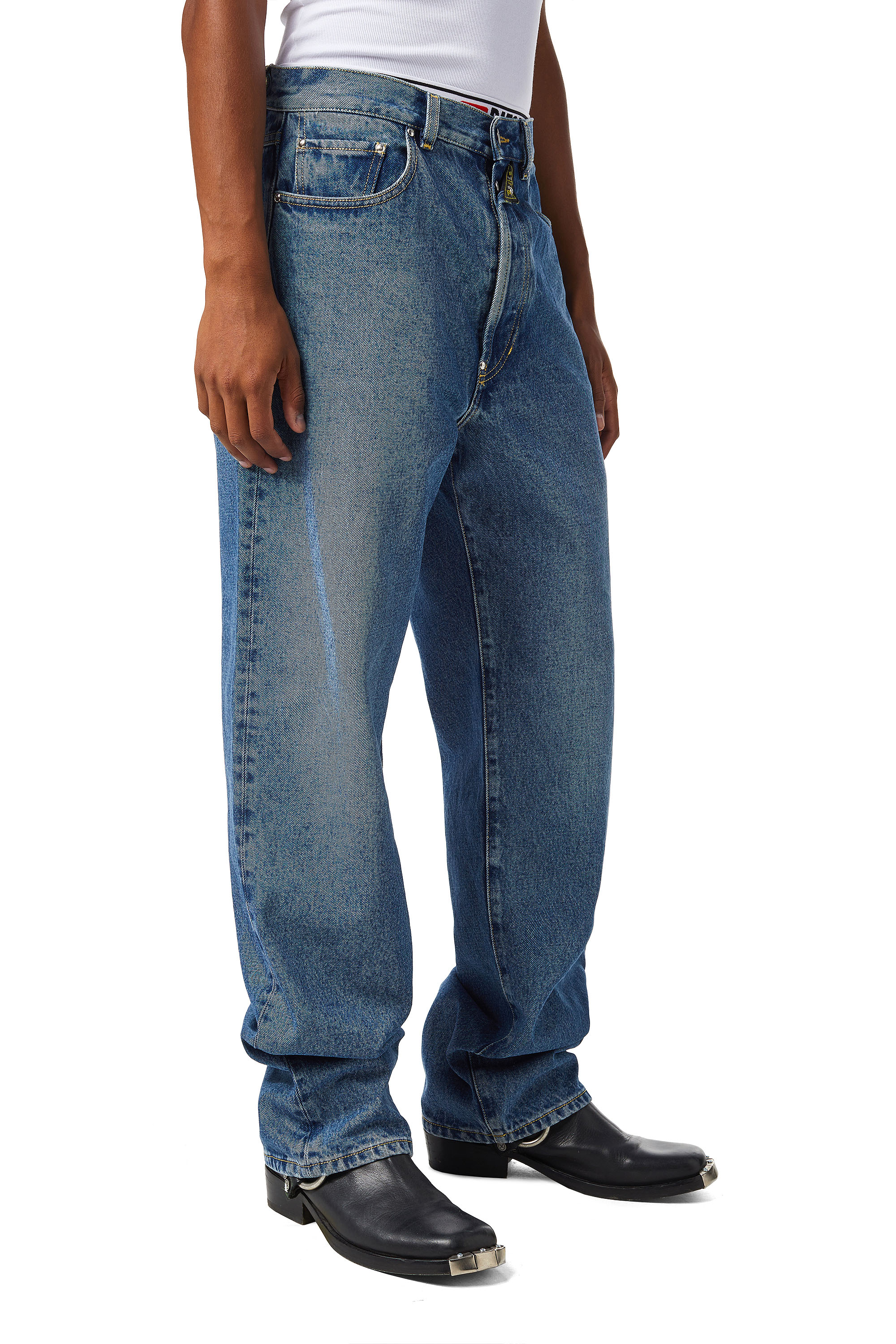 Diesel - DXD-2P2 0EHAQ Straight Jeans, Azul medio - Image 6