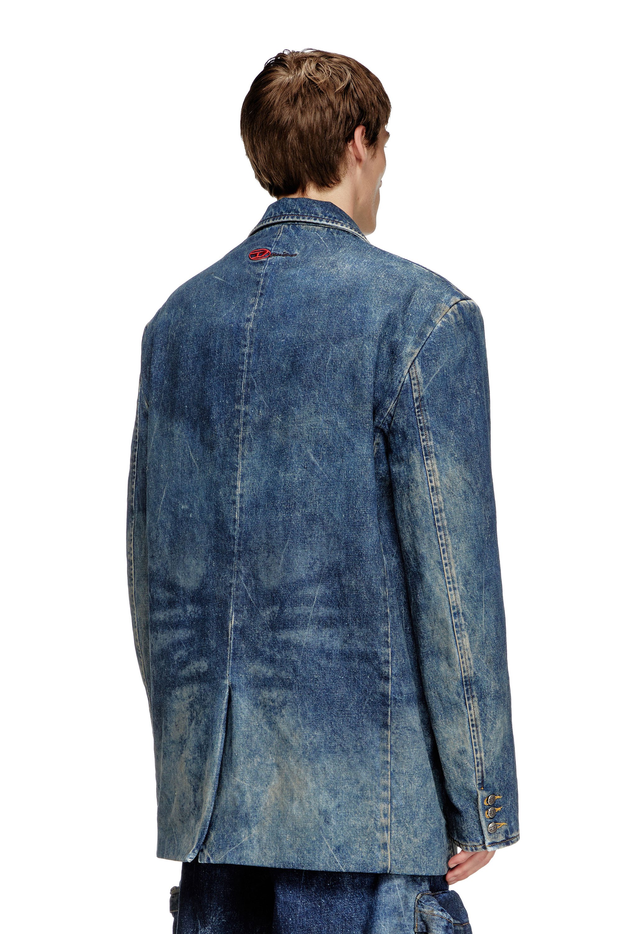 Diesel - D-OVER-DD, Blazer en denim tratado a mano con efecto de suciedad Unisex in Azul marino - 4