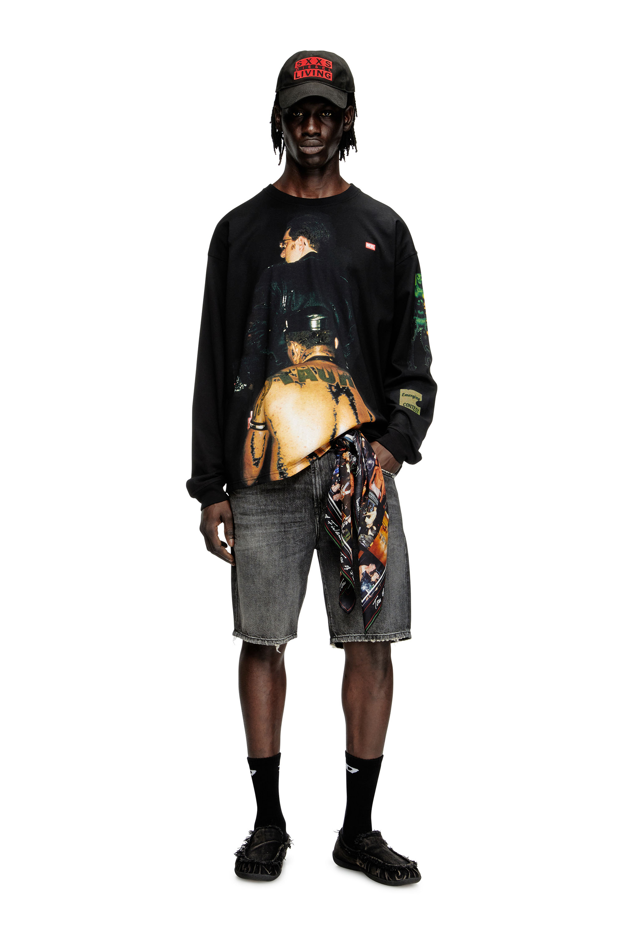 Diesel - PR-T-BOXT-LS-TOM25-1, Camiseta de manga larga con estampado gráfico Unisex in Negro - 3