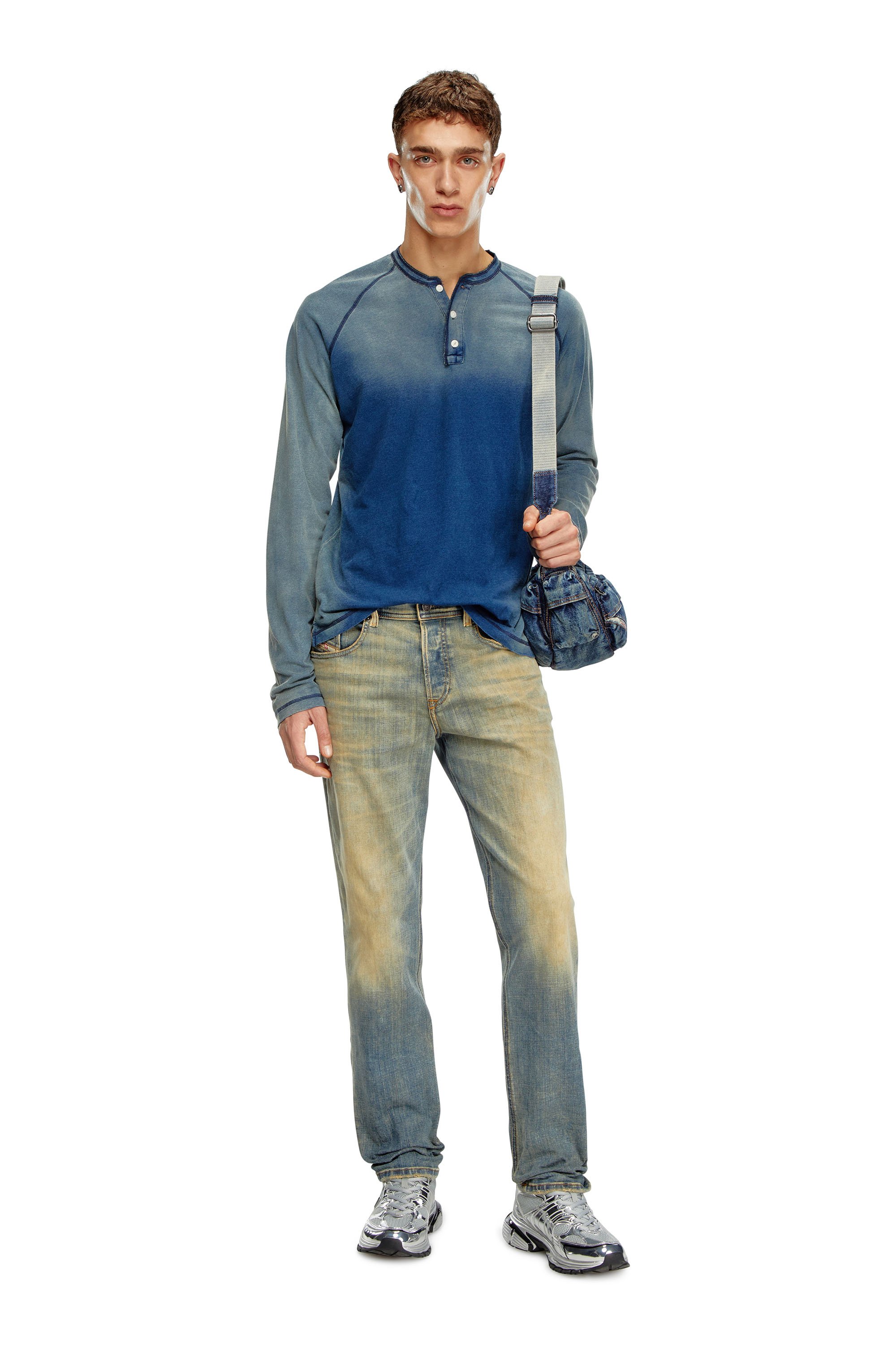 Diesel - Tapered Jeans 2023 D-Finitive 09J51, Hombre Tapered Jeans - 2023 D-Finitive in Azul marino - Image 2
