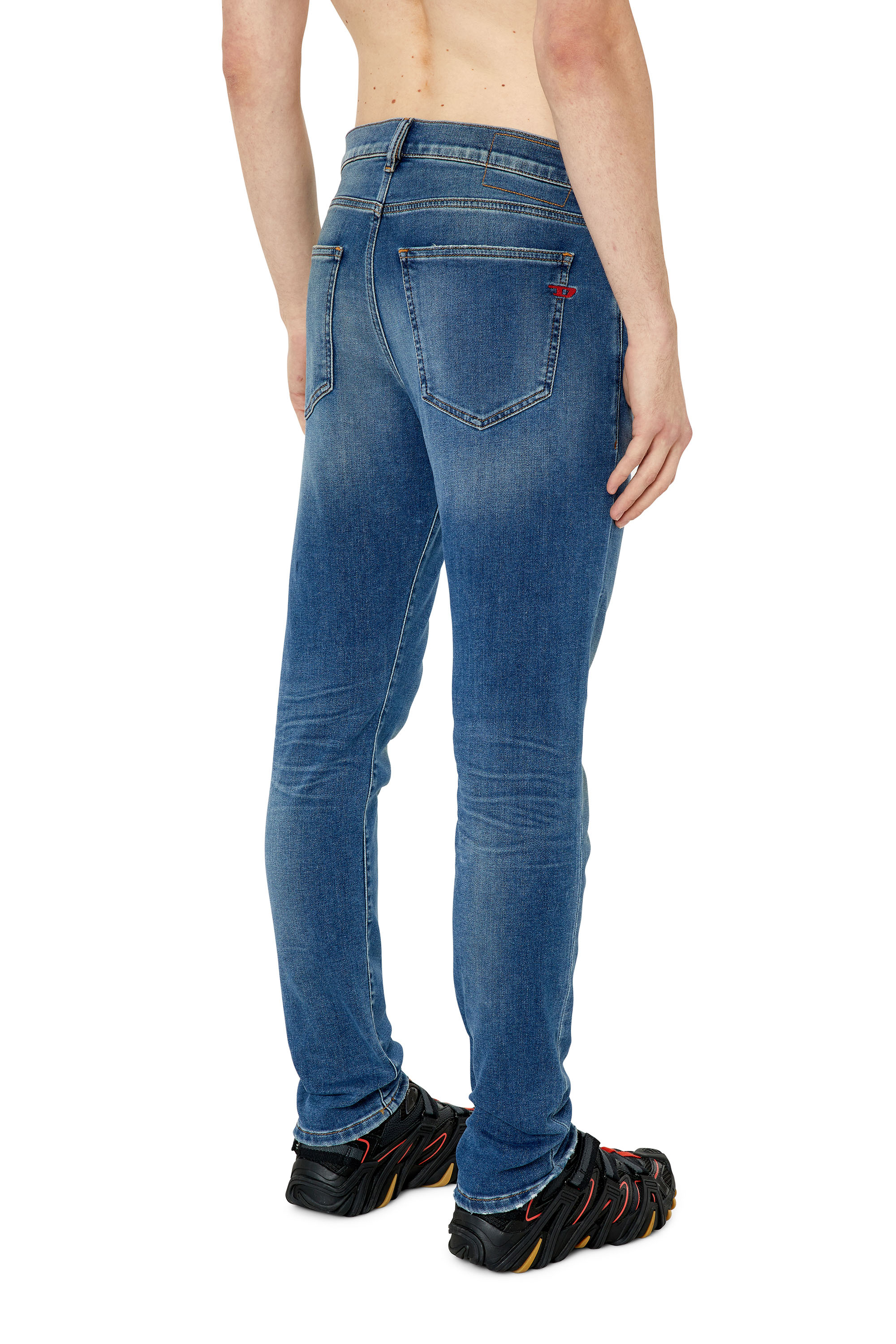 Diesel - D-Strukt JoggJeans® 068CX Slim, Medium blue - Image 2
