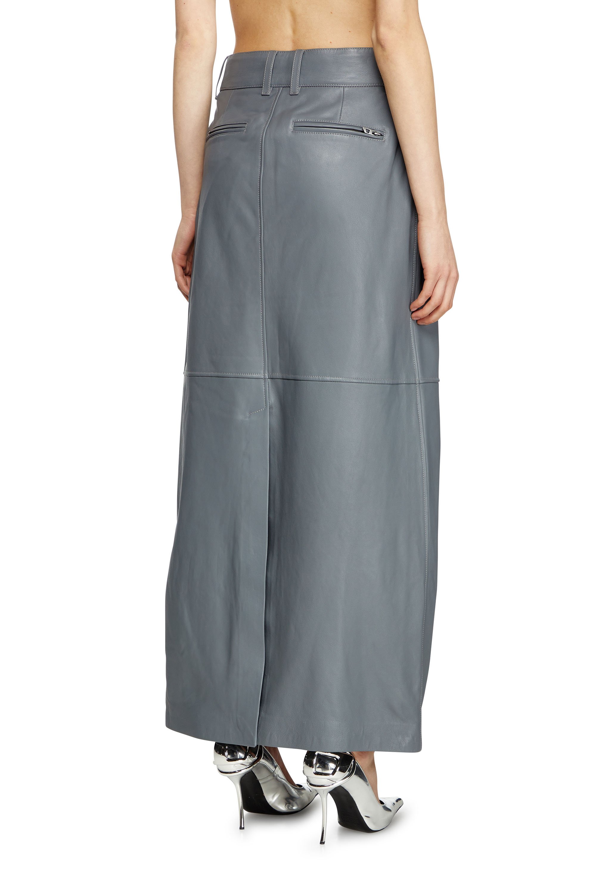 Diesel - L-UCY, Falda larga de cuero Mujer in Gris - 4