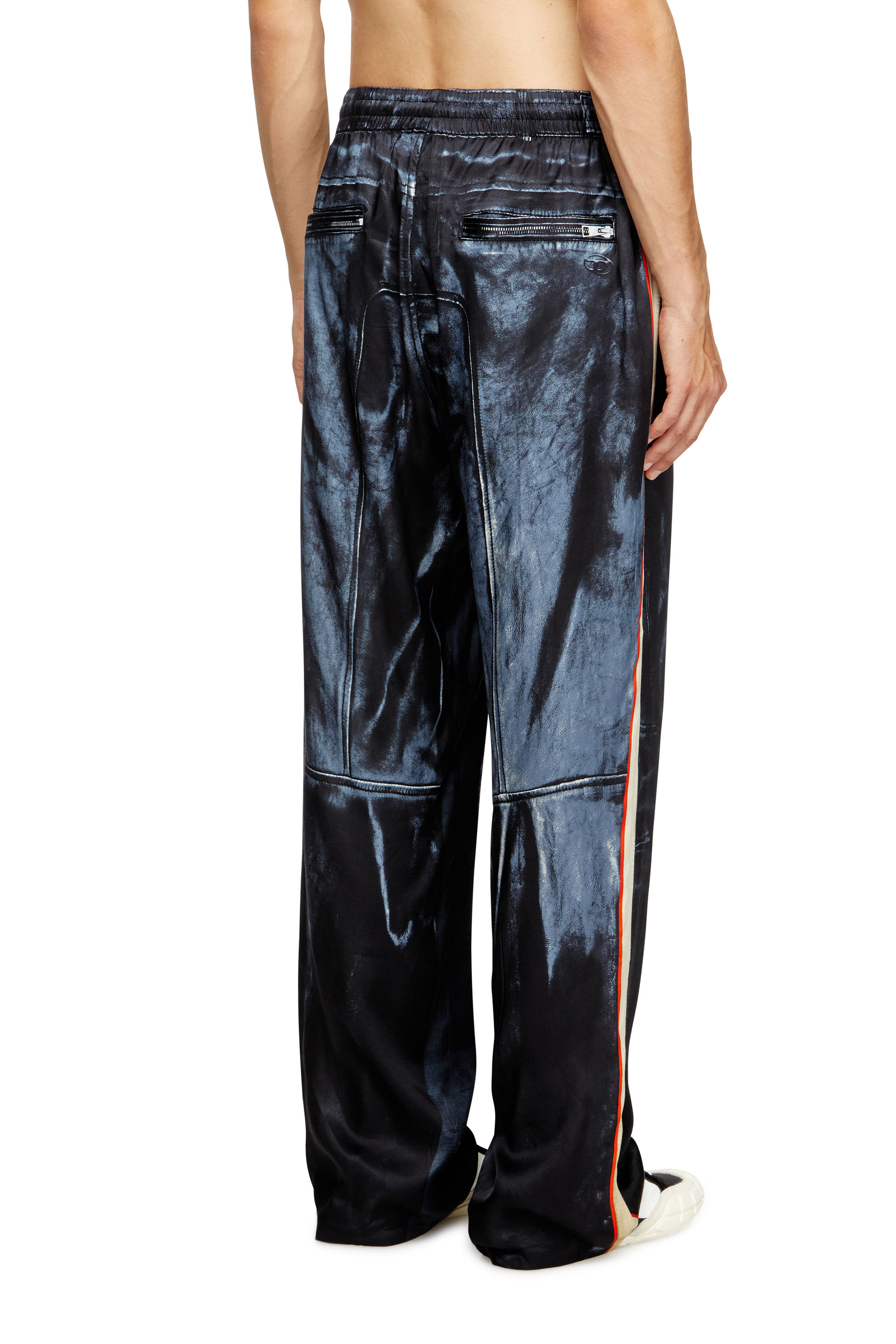 Diesel - P-THECKS-NMAN, Pantalones de viscosa con estampado biker Hombre in ToBeDefined - 3