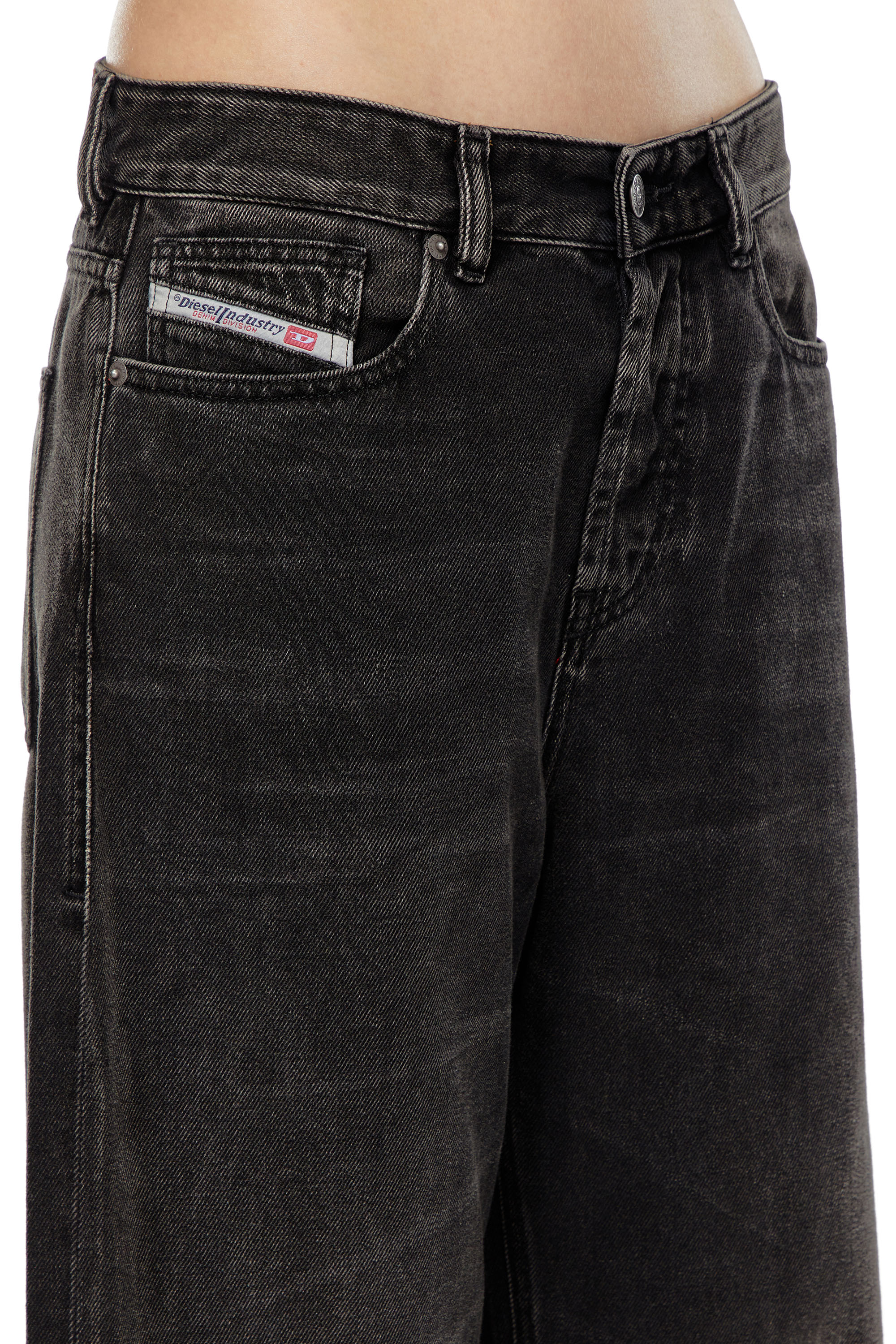 Diesel - Straight Jeans 1996 D-Sire 09J96, Mujer Straight Jeans - 1996 D-Sire in Negro - Image 4