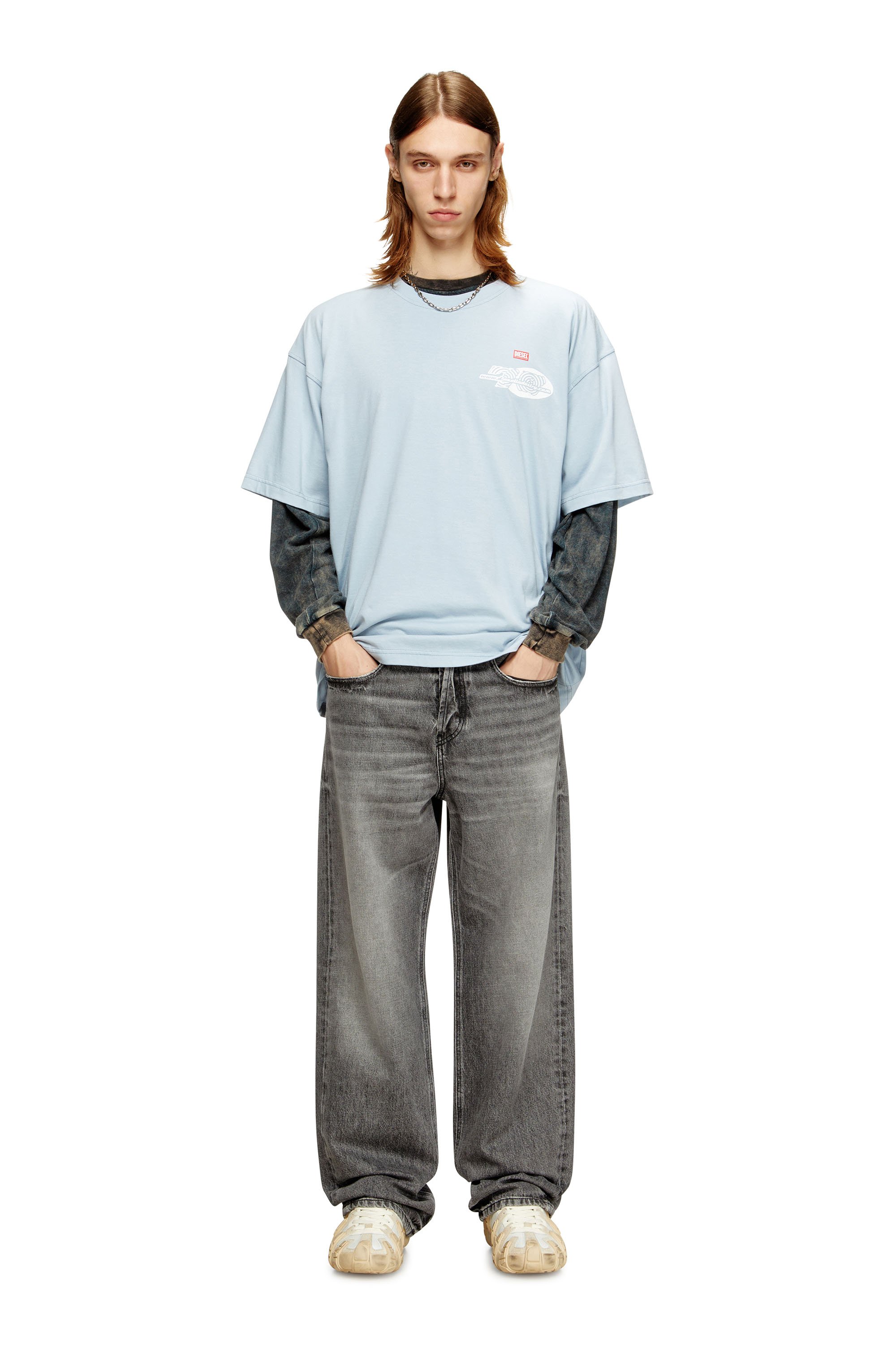 Diesel - T-BOXT-T23, Camiseta de algodón con estampado gráfico. Hombre in Azul marino - 2