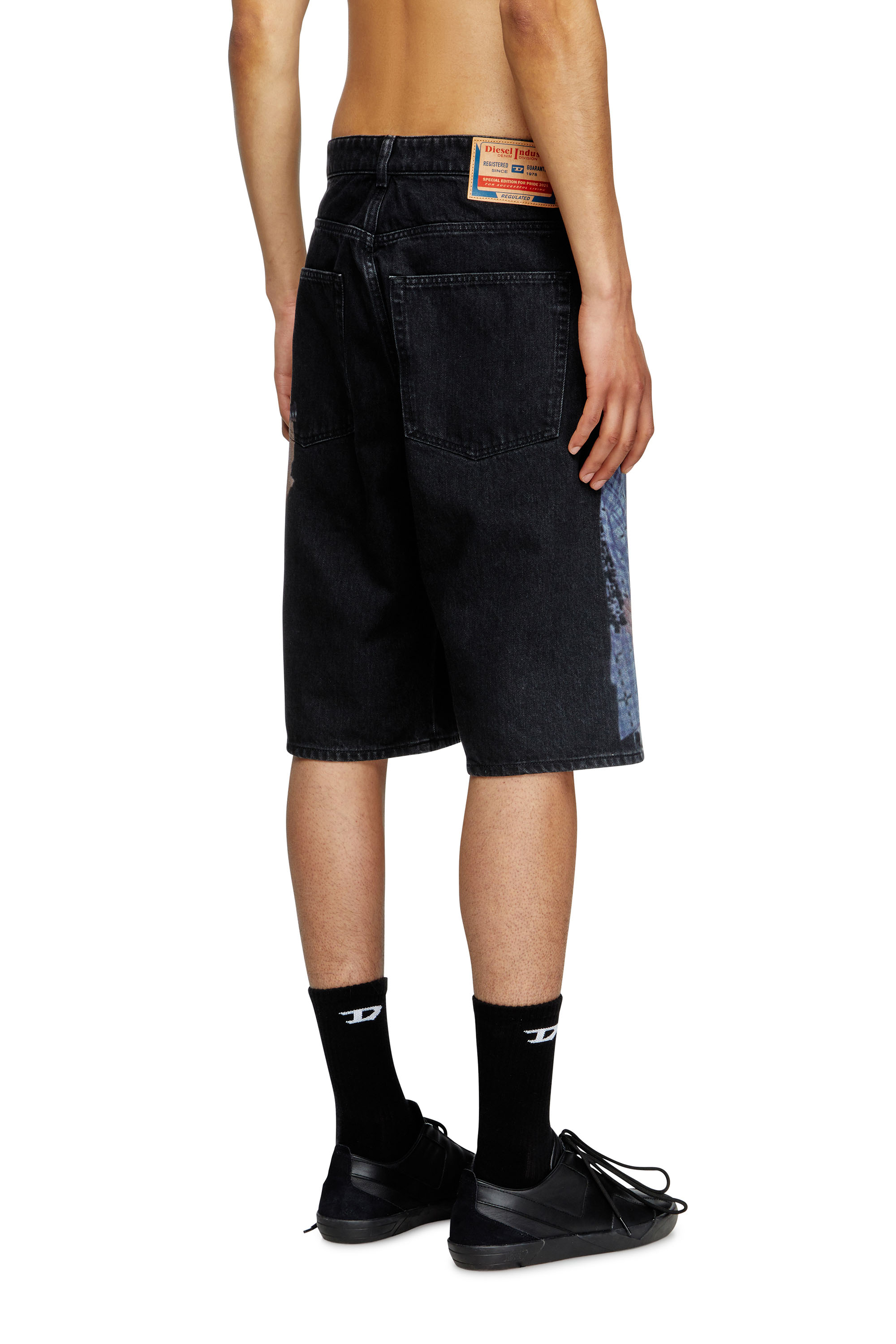 Diesel - PR-D-RIXFORD-S, Pantalones cortos de denim con estampado multicolor Unisex in Negro - 3