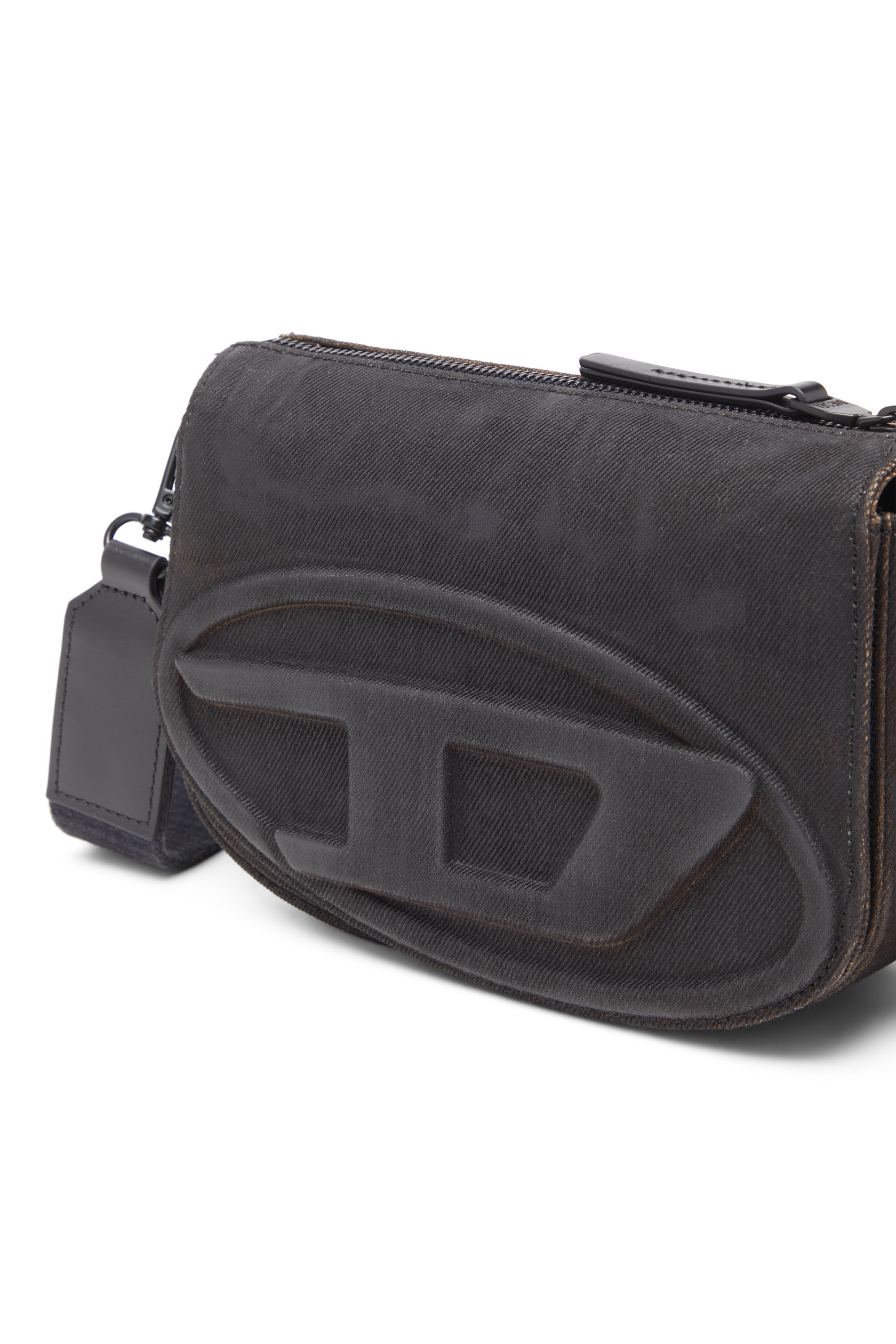 Diesel - 1DR CAMERA BAG, 1DR-Bolso tipo cámara de denim en relieve Hombre in Negro - 5