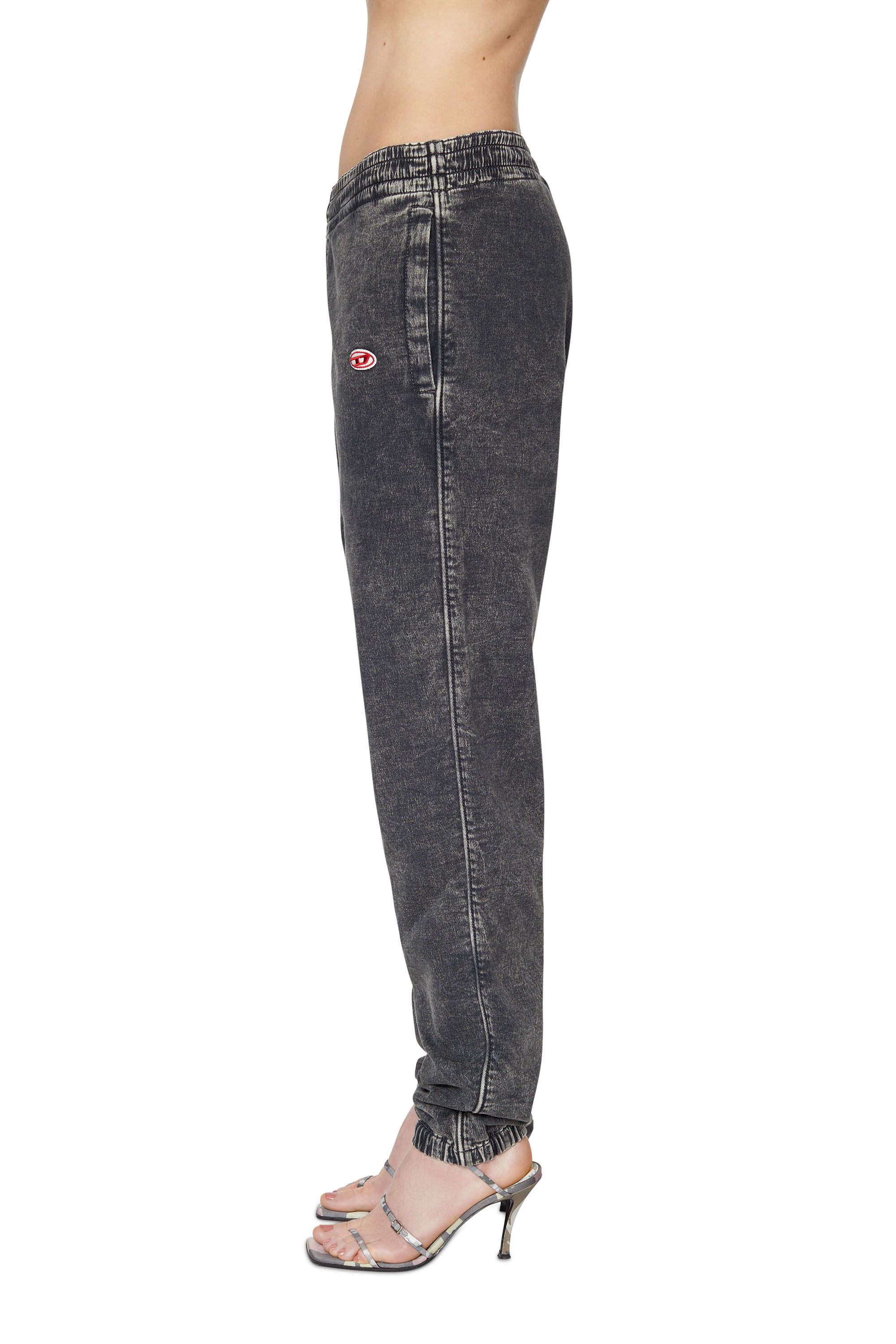 Diesel - D-Lab Track Denim Joggjeans® 069ZF Tapered, Negro/Gris oscuro - Image 5