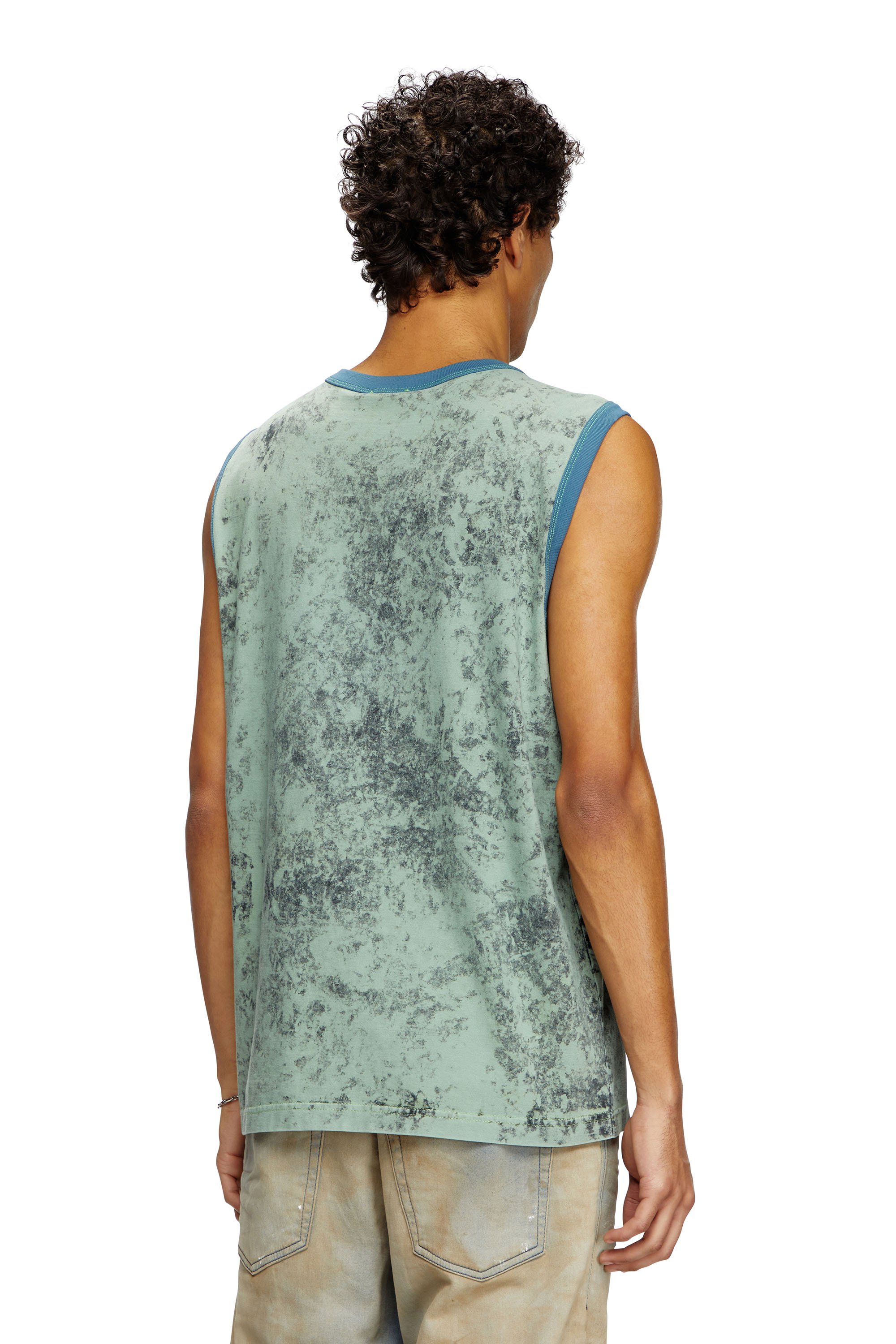 Diesel - T-BISCO-R1, Camiseta con tirantes tratada con logotipo Diesel Core Hombre in Verde - 3