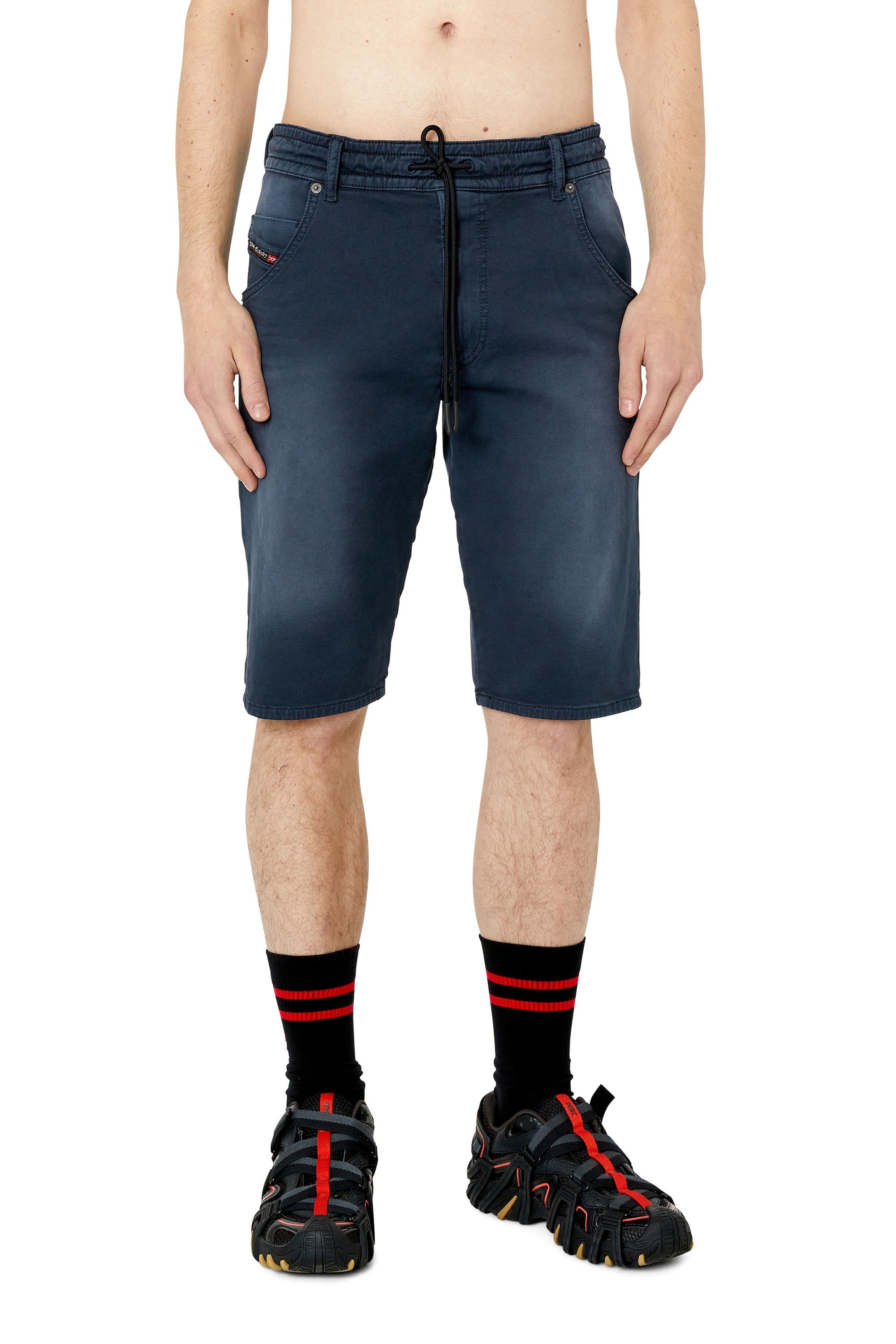 Diesel - D-KROOSHORT-Z JOGGJEANS, Hombre Pantalones cortos de color de JoggJeans® in Azul marino - Image 1