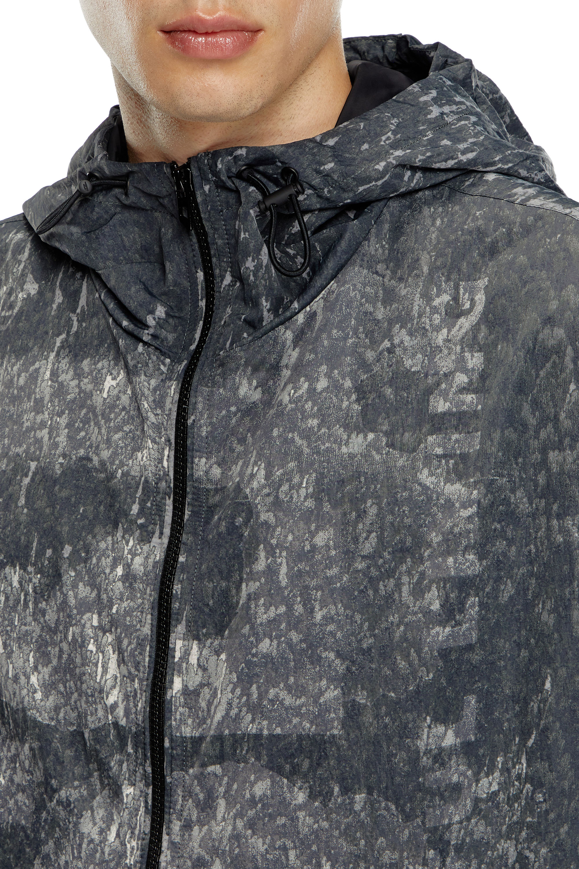 Diesel - J-BRICK, Man's Hooded windbreaker with Rain Camo print in Black - 4