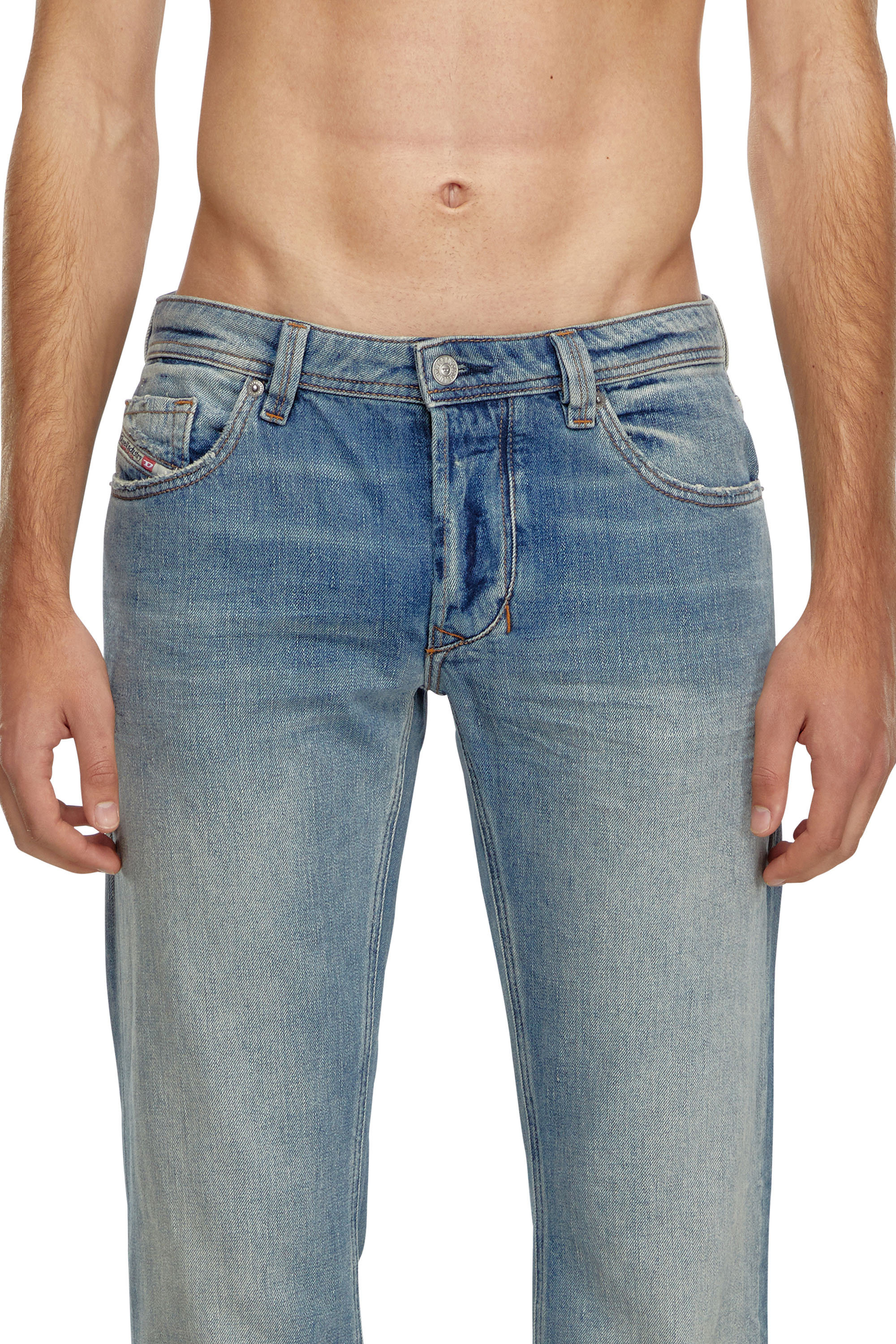 Diesel - Regular Jeans 1985 Larkee 0GRDN Hombre, Azul Claro - 3