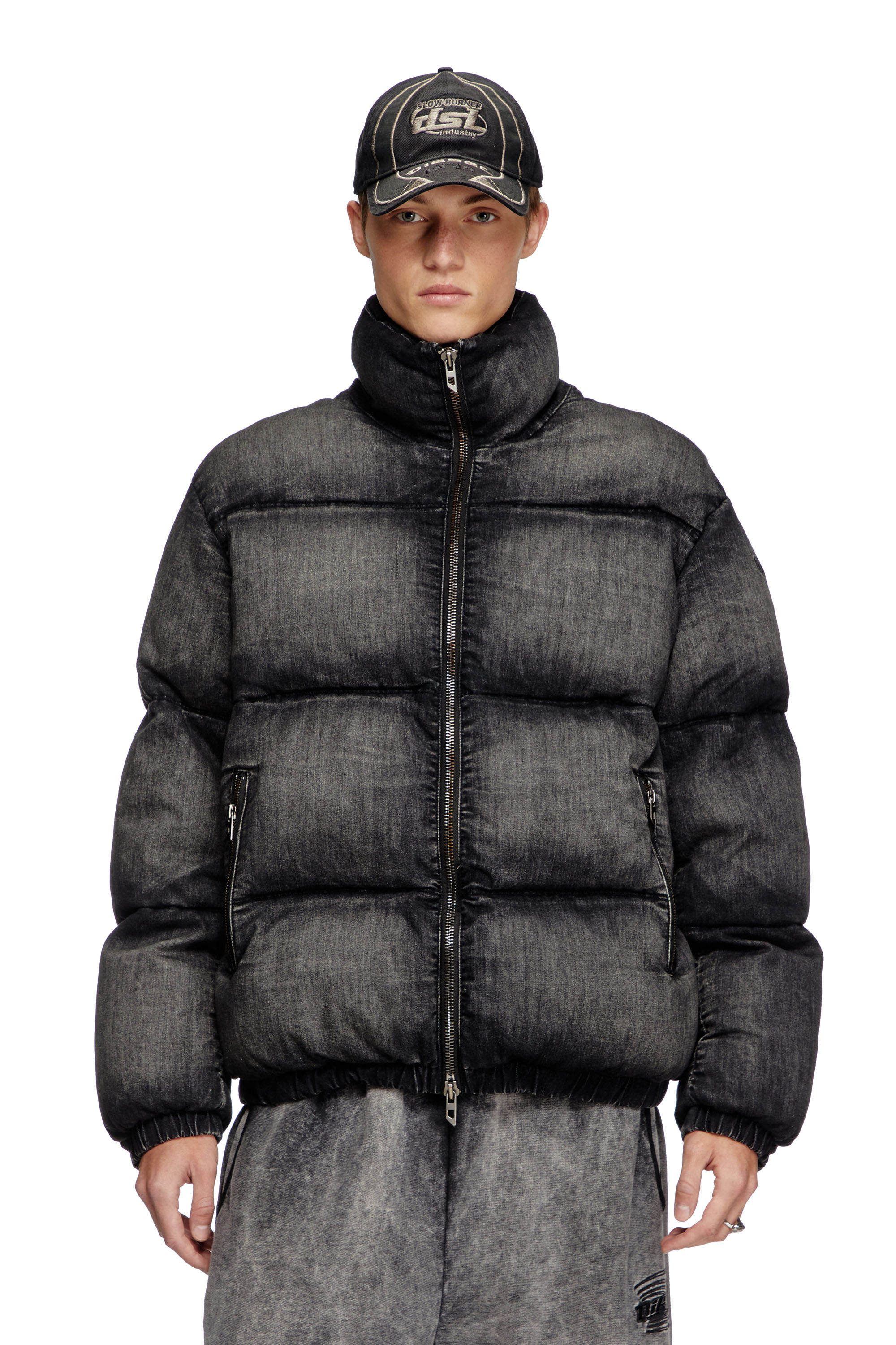 Diesel - W-MONS-A, Chaqueta puffer en denim desteñido Unisex in Negro - 2