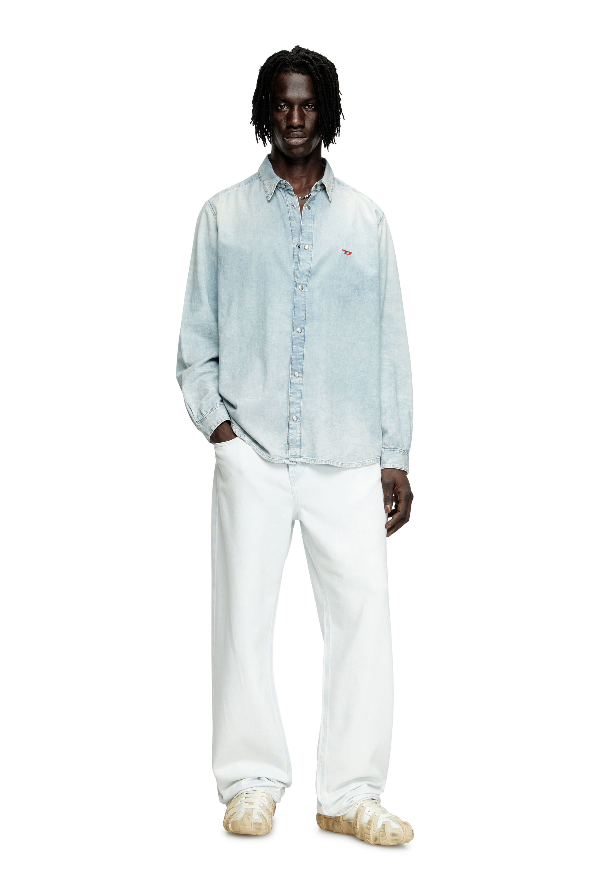Diesel - D-SIMPLY, Camisa de denim con efecto blanqueado Hombre in Azul marino - 2
