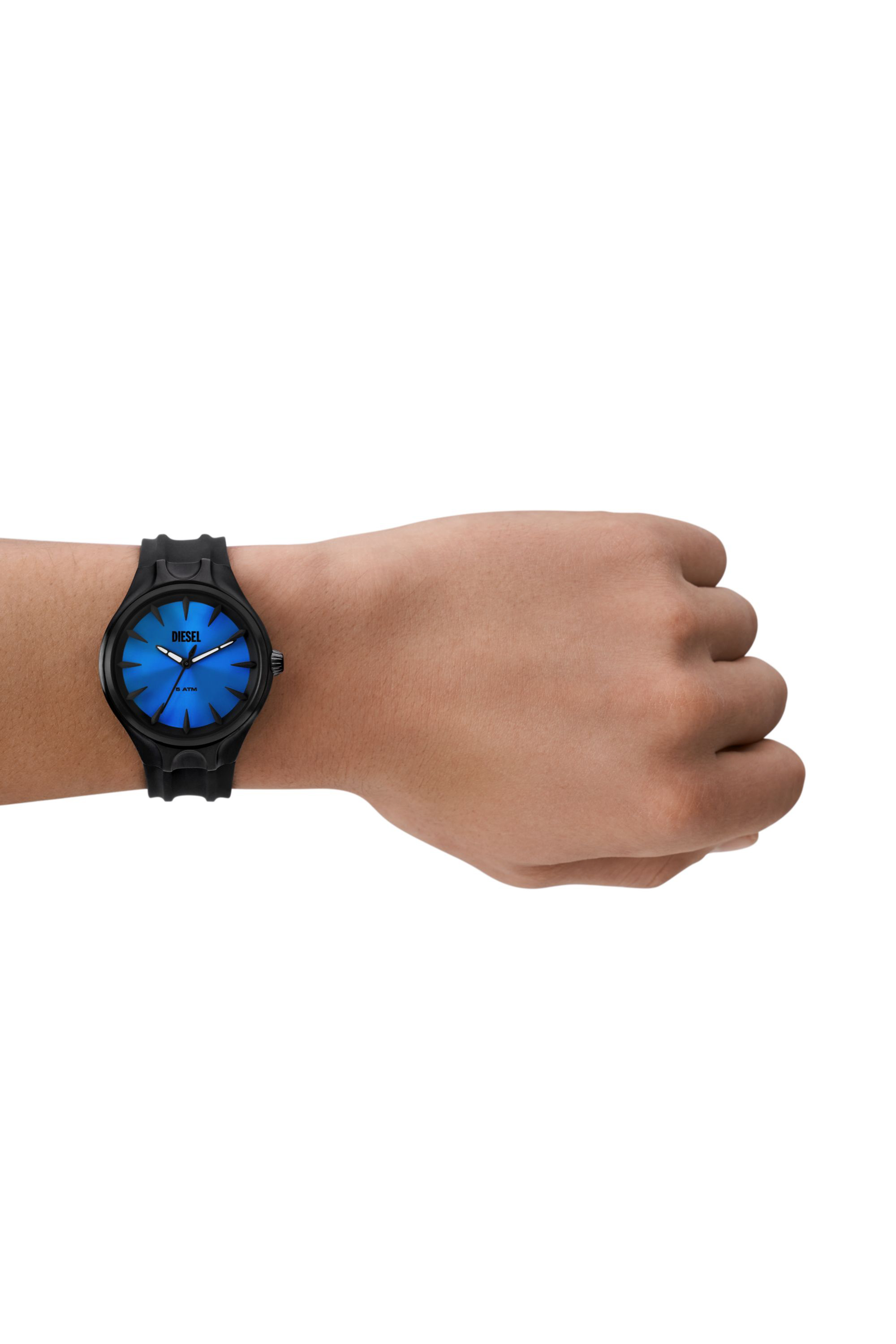 Diesel - DZ2203, Man Streamline three-hand black silicone watch in Black - Image 4