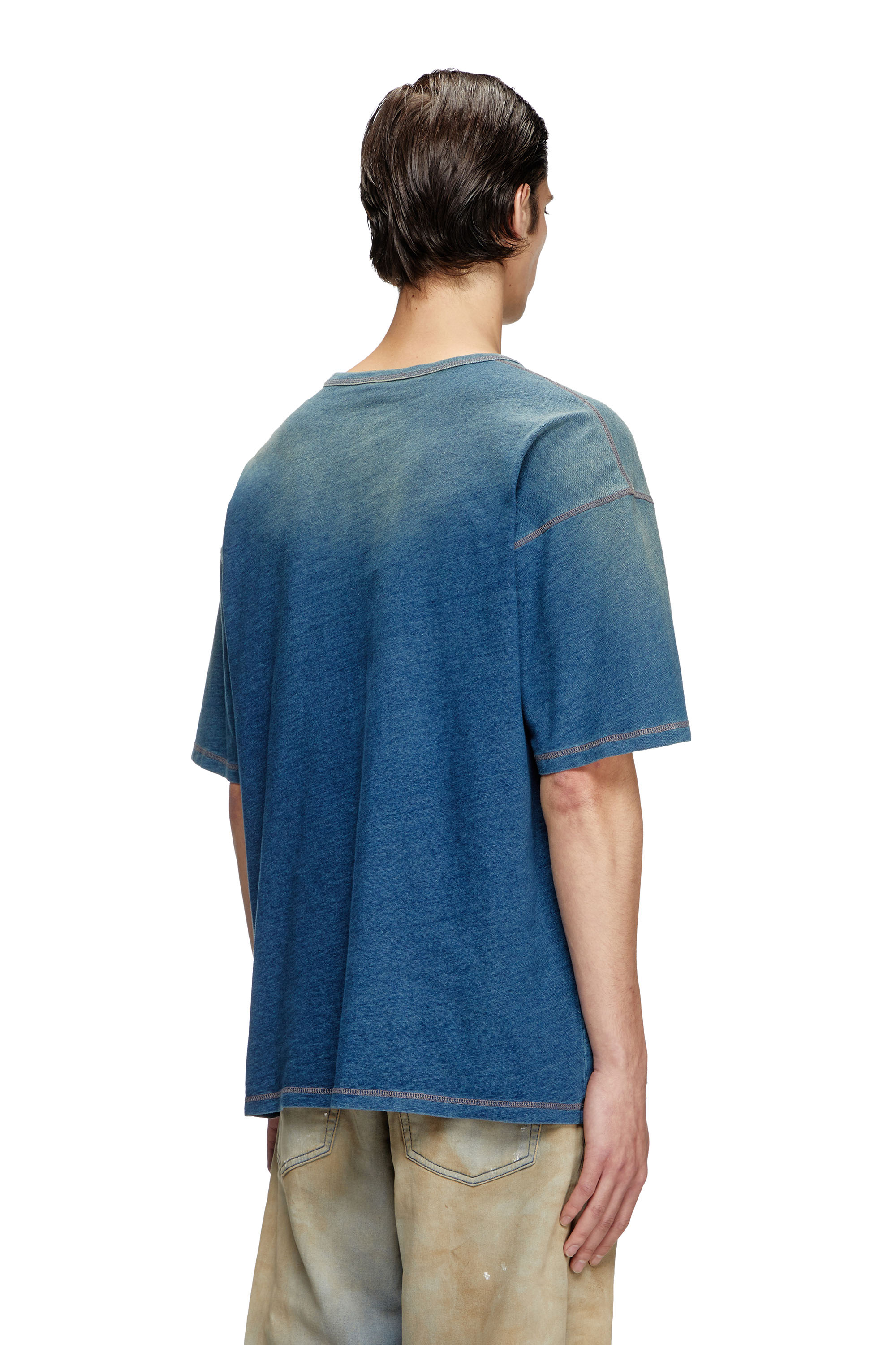 Diesel - T-BOXT-R11, Man's T-shirt with sprayed treatment in Blue - 2