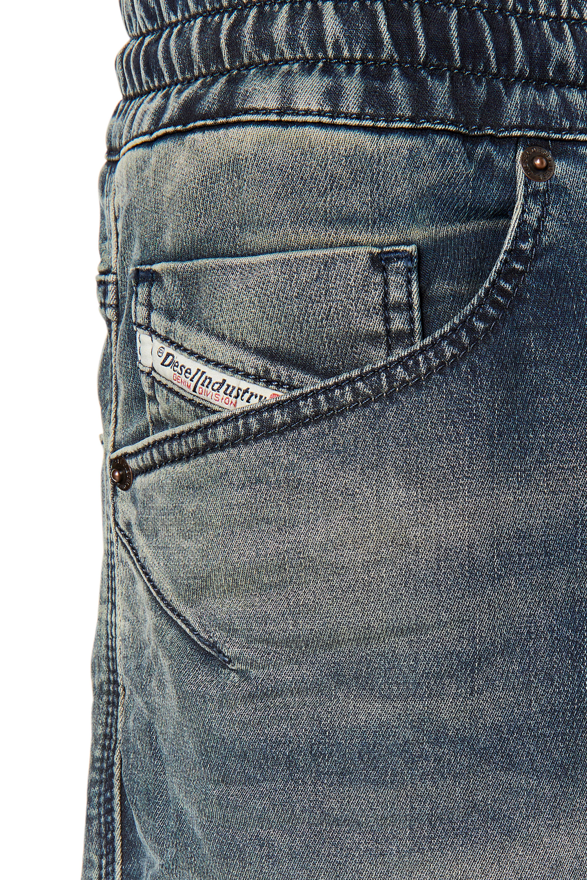 D-Amage JoggJeans® 068DS Man: Tapered Dark blue Jeans | Diesel