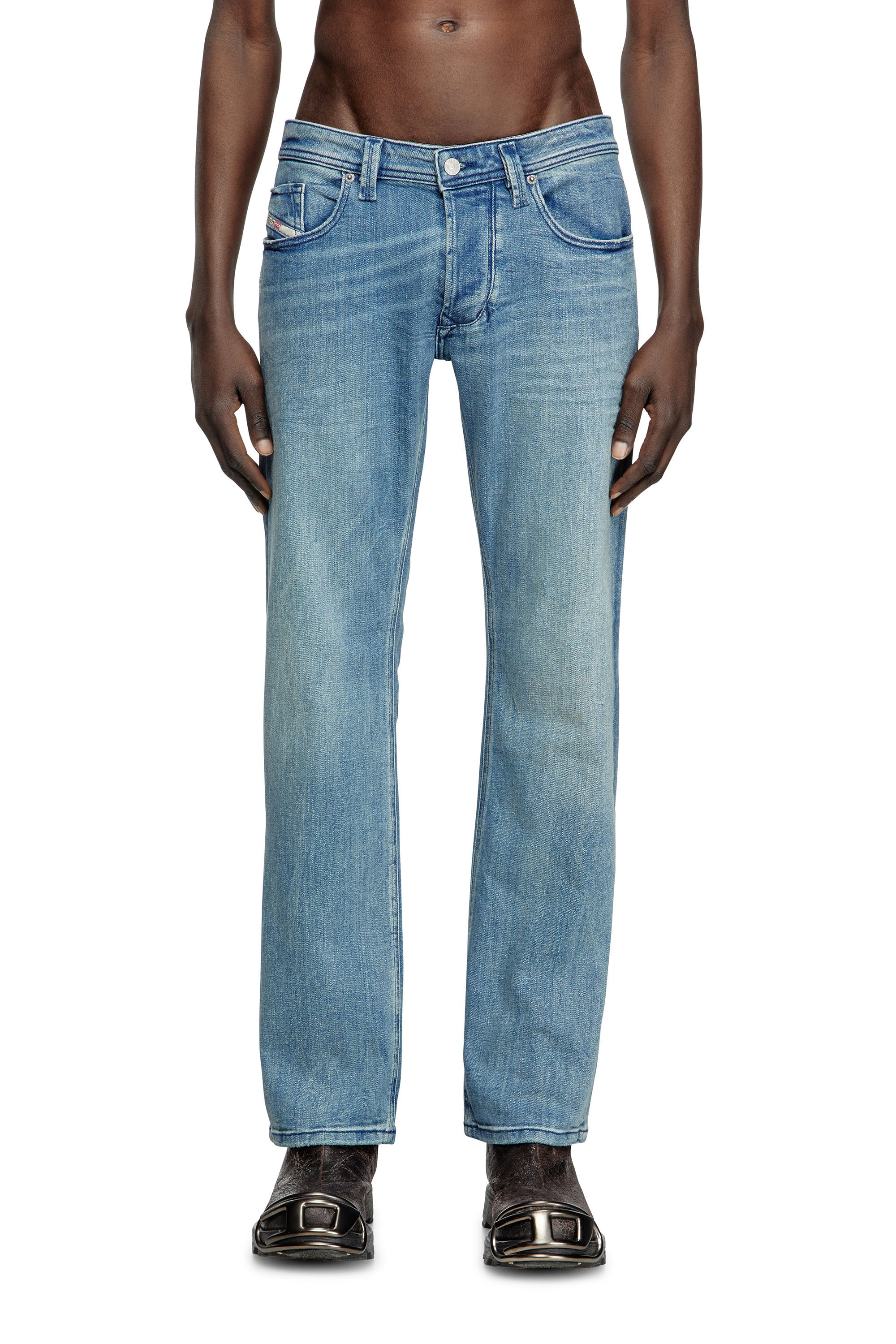 Diesel - Regular Jeans 1985 Larkee 0BMBW Hombre, Azul medio - 2