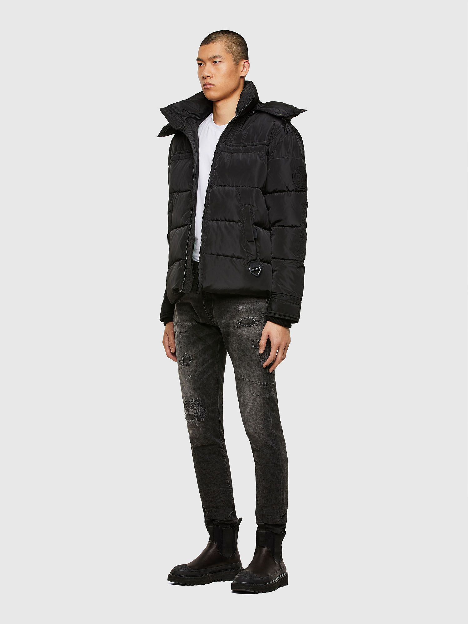 W-RUSSELL-WH Man: Hooded puffer jacket with Mohawk patch | Diesel