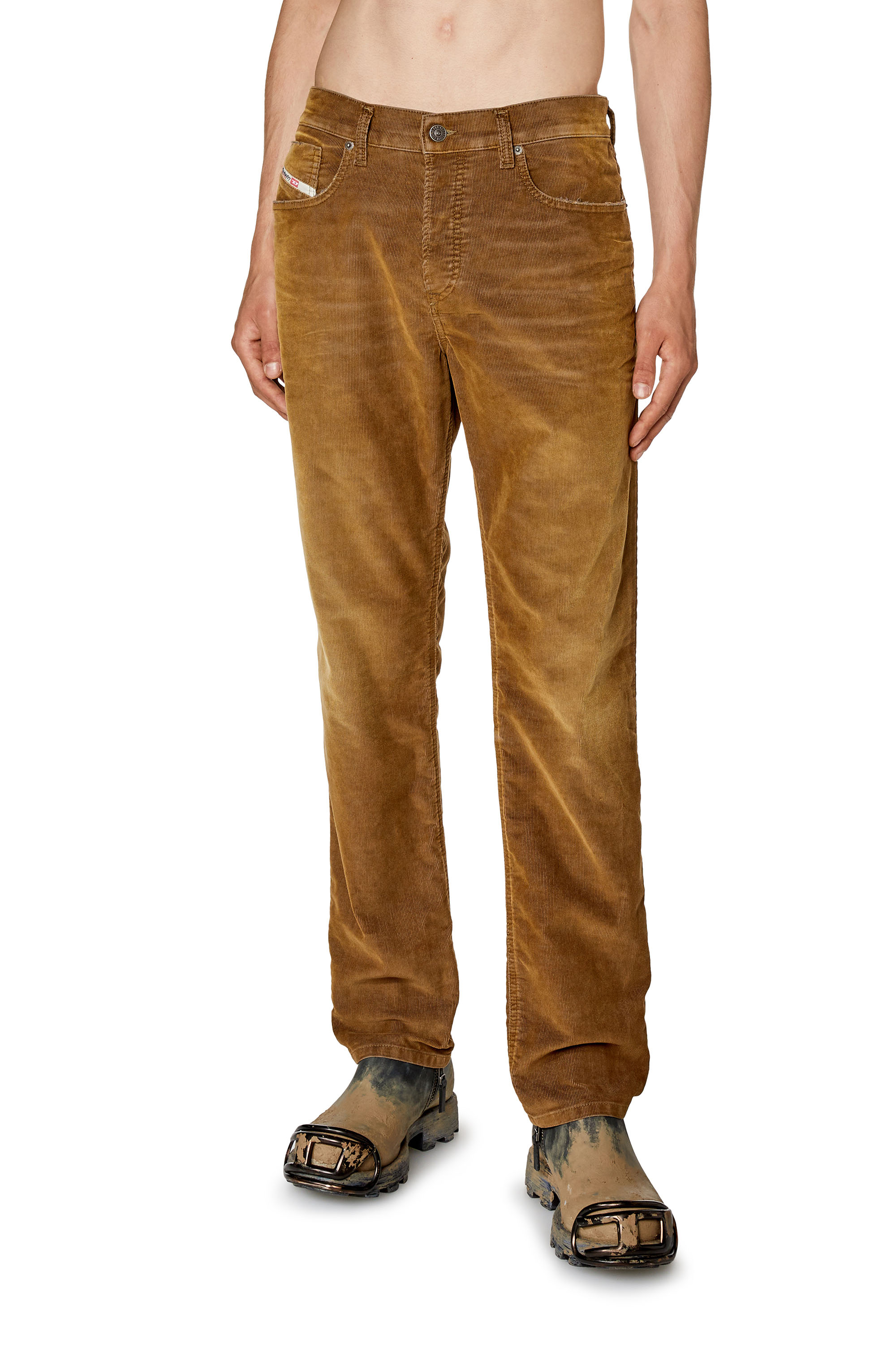 Diesel - Tapered Jeans 2023 D-Finitive 003GJ, Marrón - Image 1