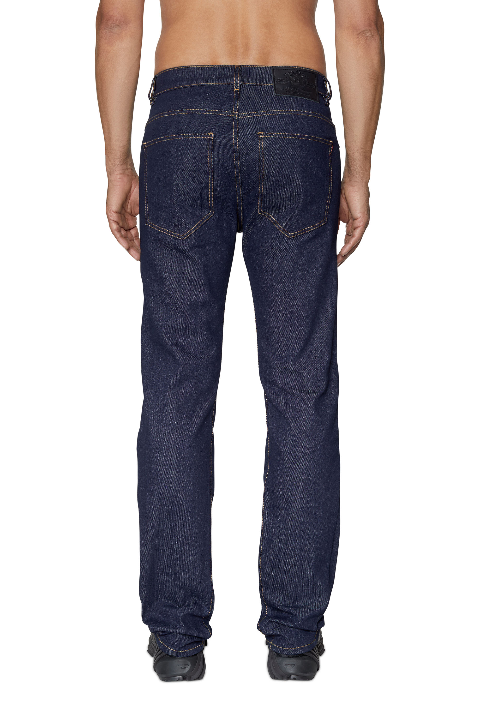 Diesel - 2021 Z9B89 Bootcut Jeans, Azul Oscuro - Image 2