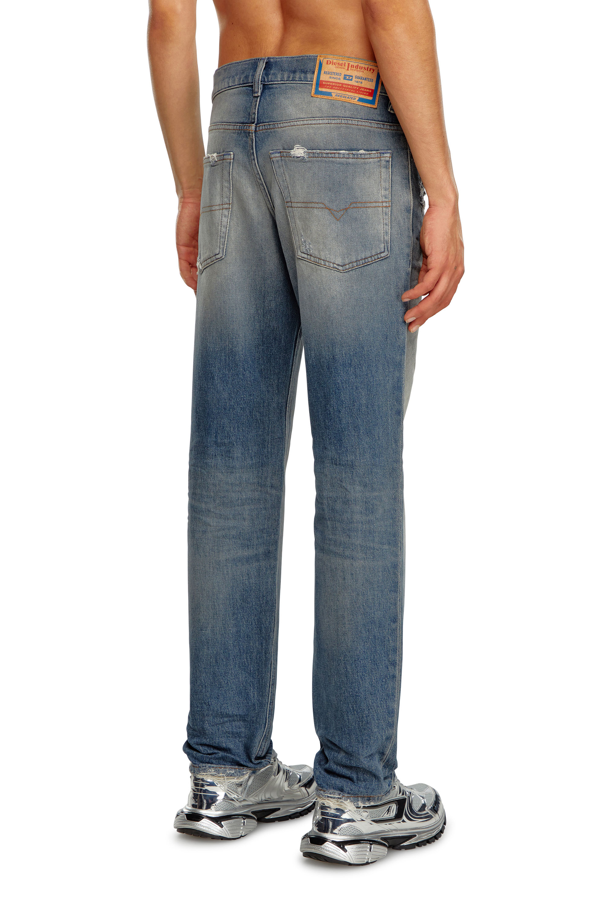Diesel - Tapered Jeans 2023 D-Finitive 0GRDC, Hombre Tapered Jeans - 2023 D-Finitive in Azul marino - Image 4