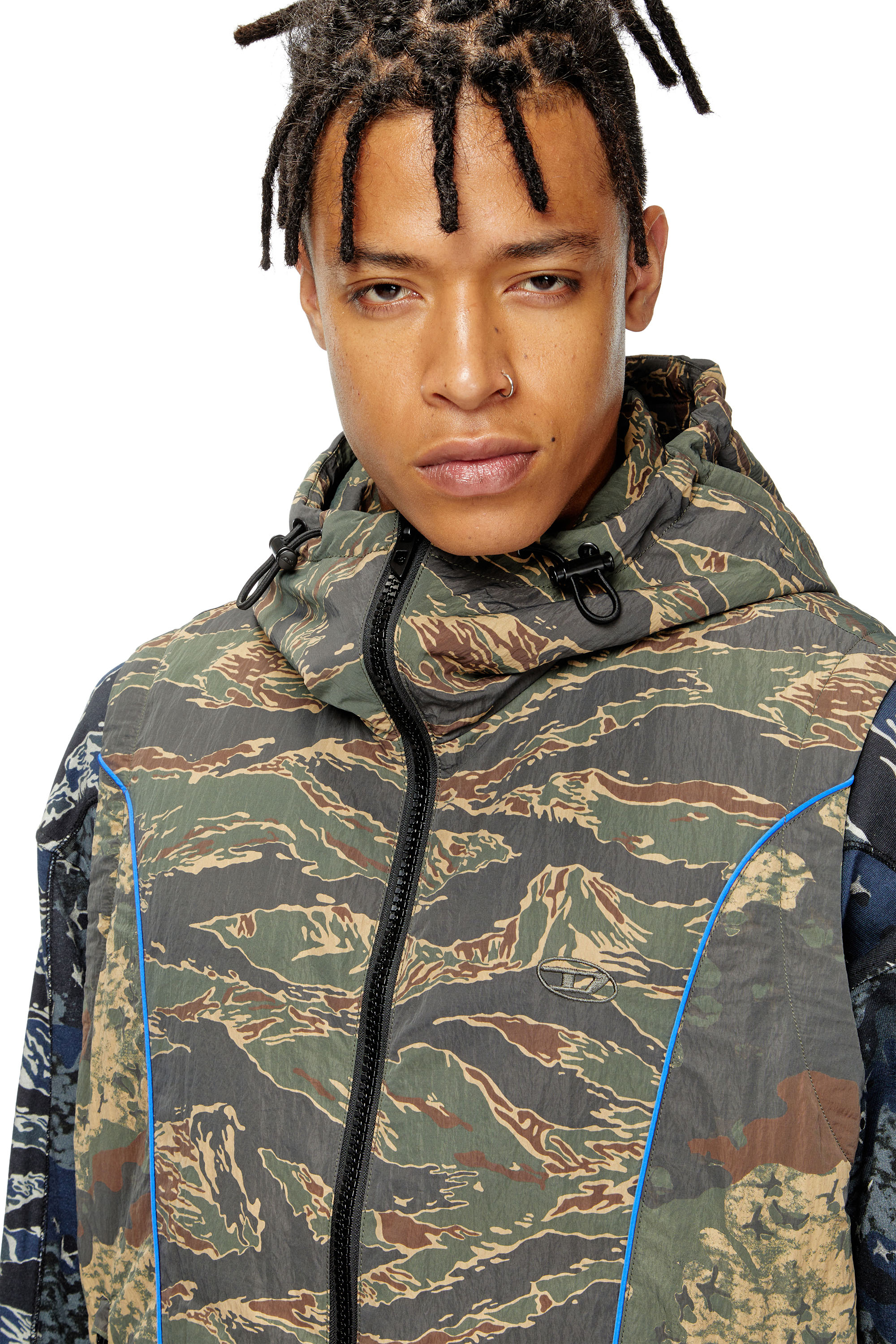 Diesel - J-OSTEND-SL-CAMU, Man's Hooded vest with mixed camo prints in Blue/Green - 4
