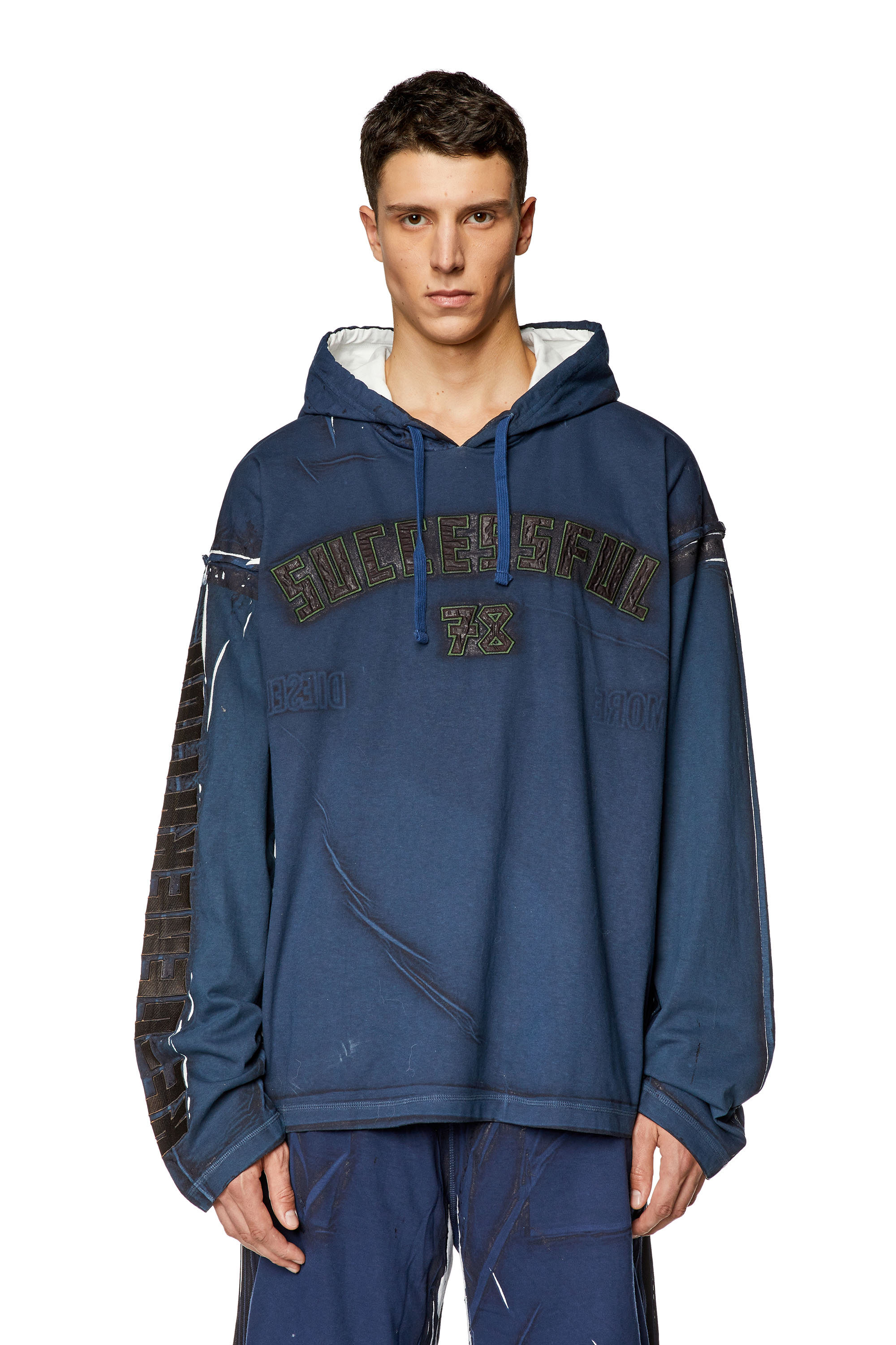 ★DIESEL★ S Max Megobal D Hood Olive Night A113040GYCJ51F A S-MACS OVERSIZED HOODIE, METALLIC LOGO at Amazon Men's