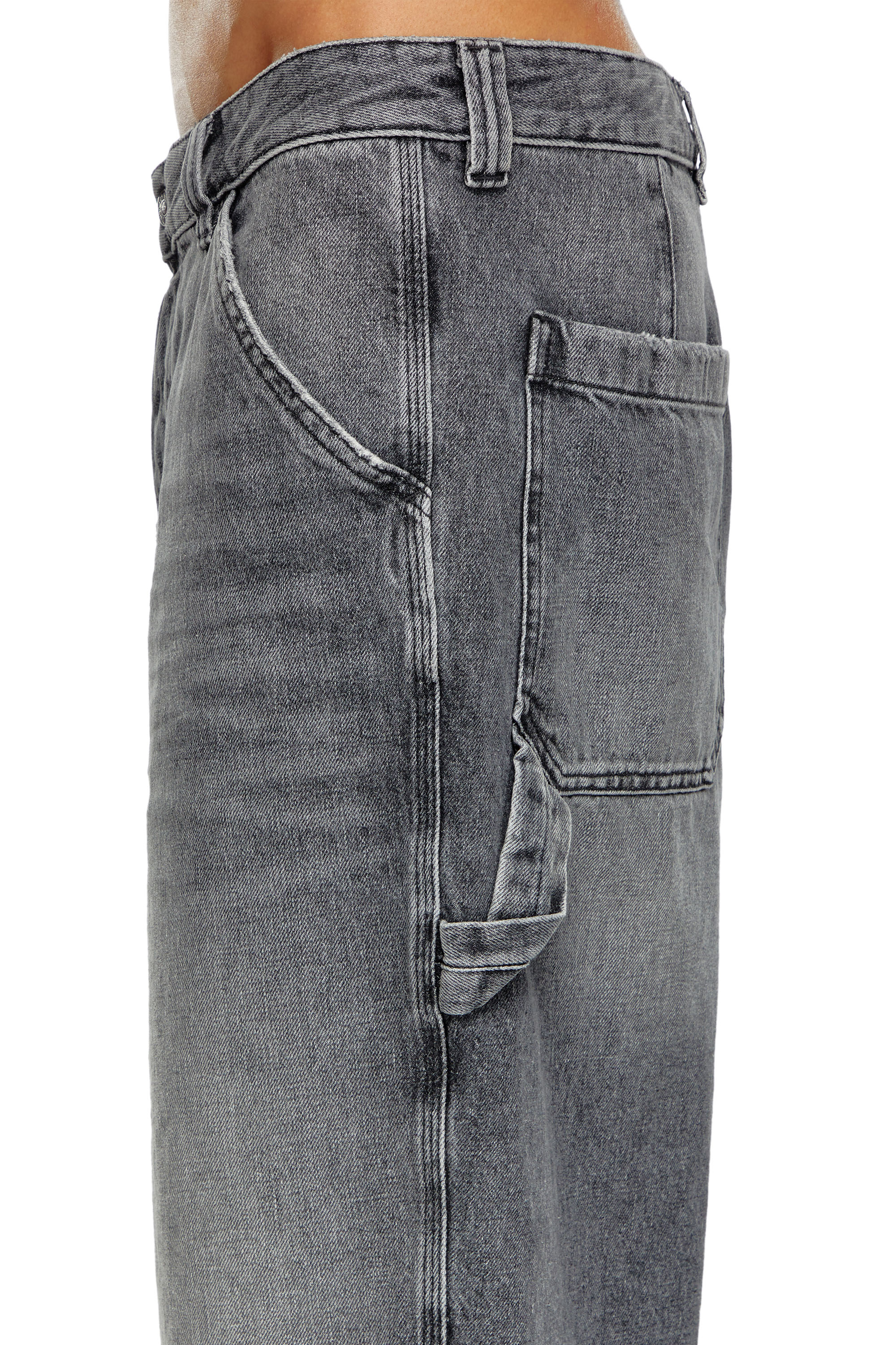Diesel - D-LIVERY-SHORT, Hombre Pantalones cortos utility en denim de cáñamo in Negro - Image 5